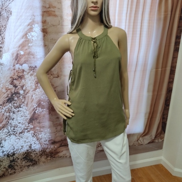 Doe & Rae Women's Dark Green Open Side Cut Out Halter Tank Top - Picture 3 of 10